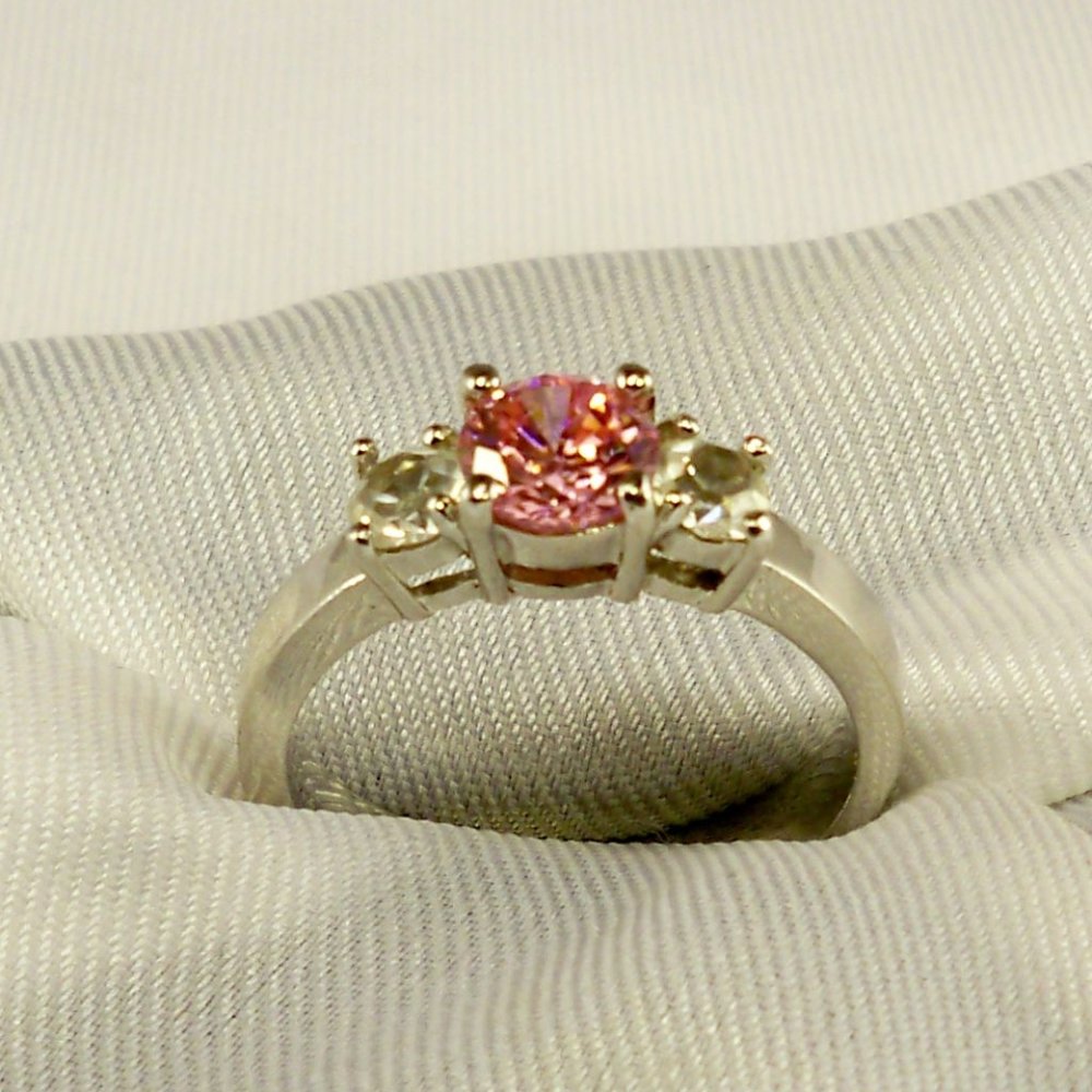 New Lite Pink Cubic Zirconias Silver DESIGNER Ring